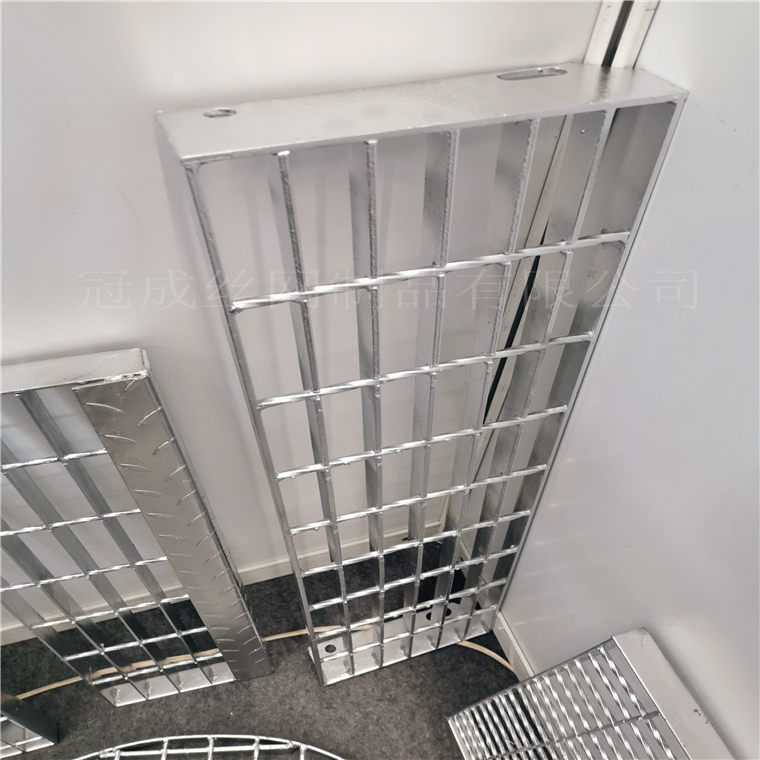 格栅板踏步