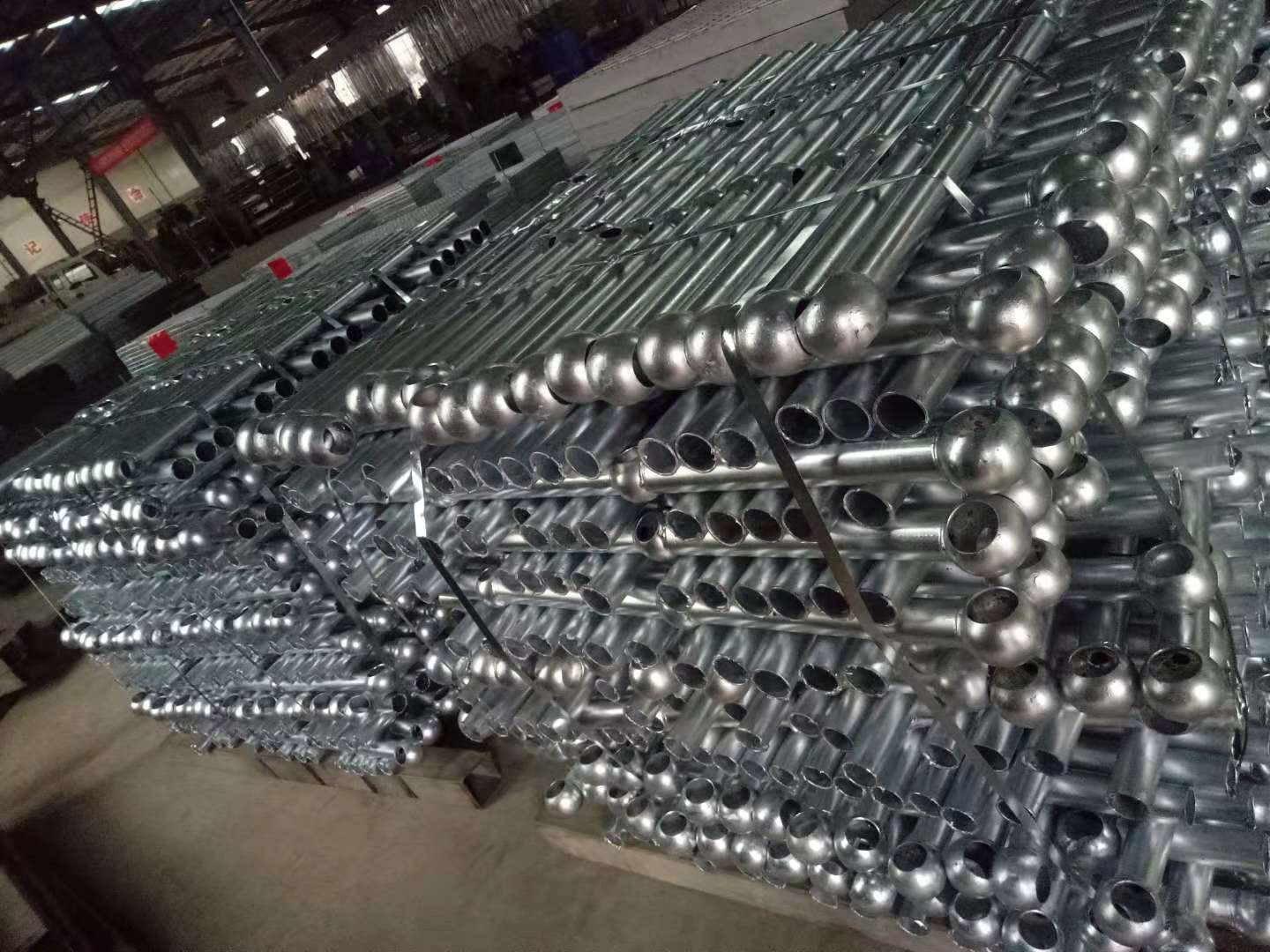  球接栏杆 