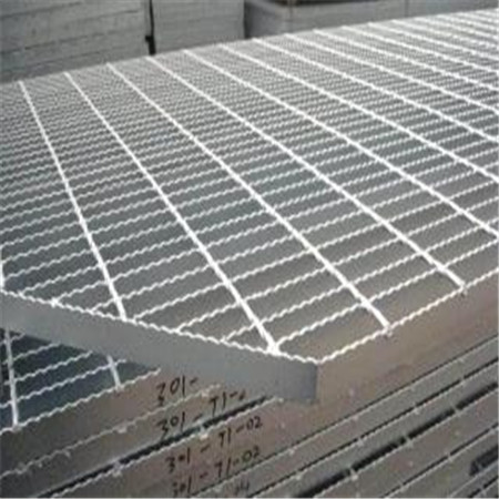 【冠成】不锈钢钢格板生产厂家@男子田间捕麻雀等95只鸟获缓刑 犯非法狩猎罪