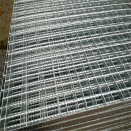 【冠成】热浸锌钢格板@军训强度大 河北大一新生从宿舍12楼坠亡