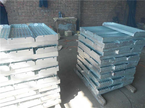 热镀锌钢格板冠成钢格板厂家直销价格