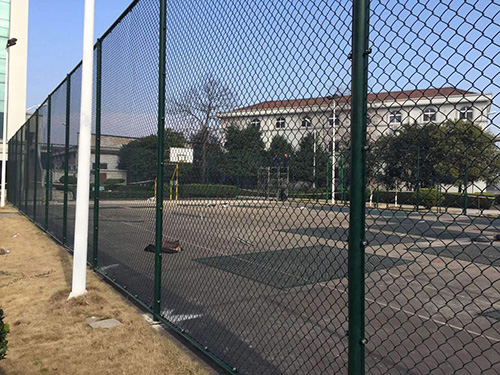 ​什么样的体育场围网质量好？