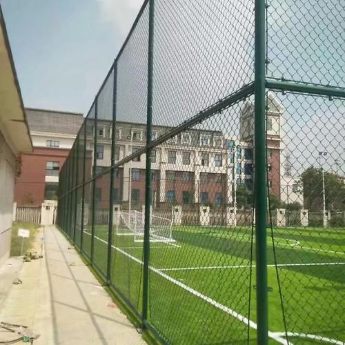 体育场围网有几种常规类型